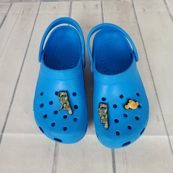 Crocs Classic Clog Blue 12/13 TMNT Nemo Jibbitz - Picture 3 of 14